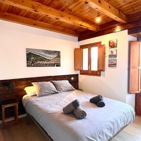 Villa Casa Sinera - L'Amfitriona à Roní Extérieur photo